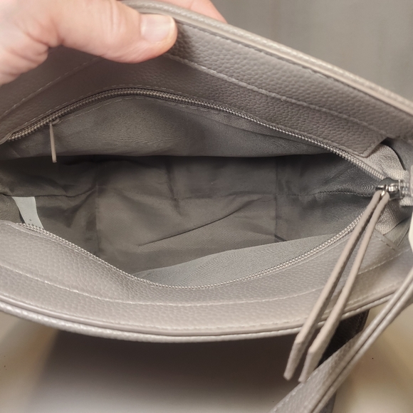 Time and Tru Gray Crossbody Bucket Bag - Picture 7 of 15